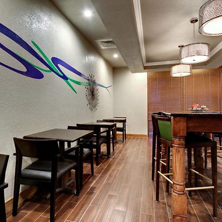 Holiday Inn Express Marshfield - Springfield Area By Ihg Esterno foto