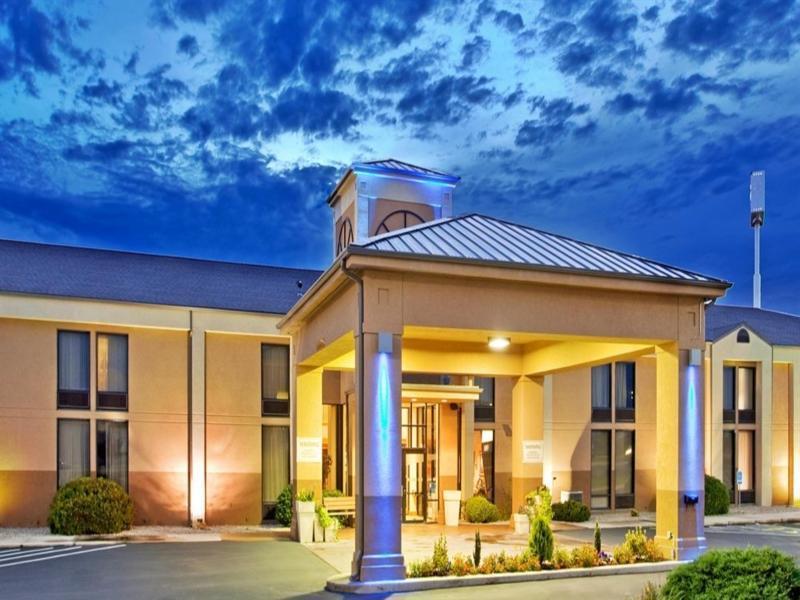 Holiday Inn Express Marshfield - Springfield Area By Ihg Esterno foto