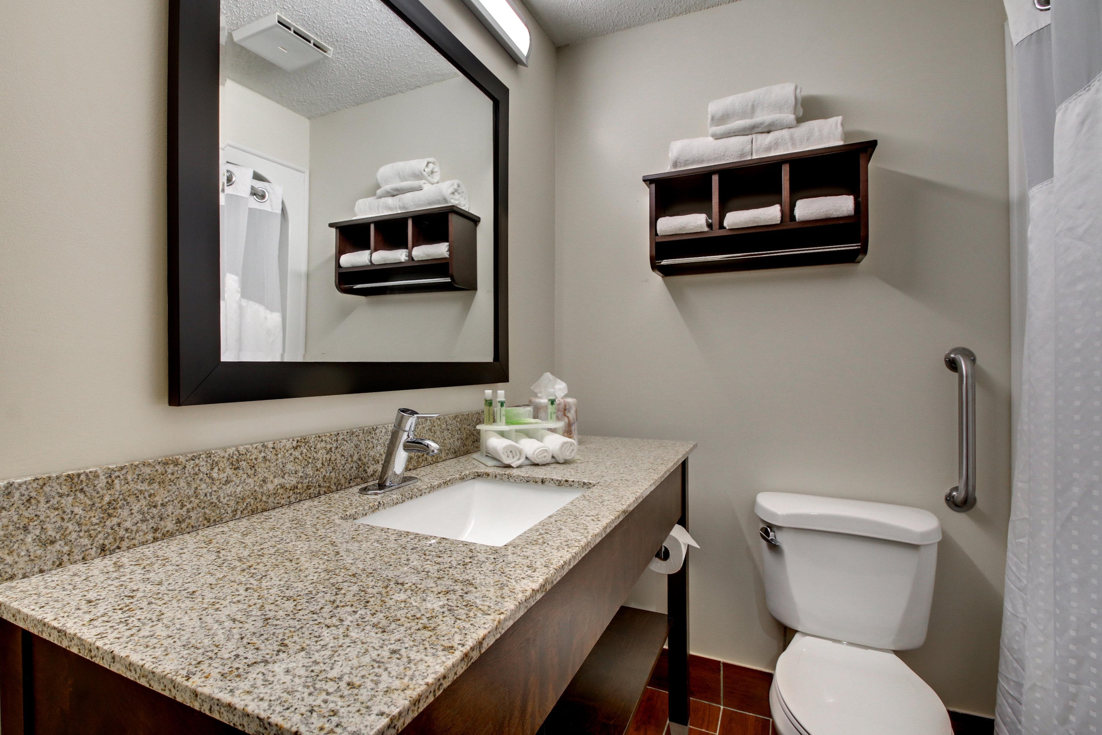 Holiday Inn Express Marshfield - Springfield Area By Ihg Esterno foto